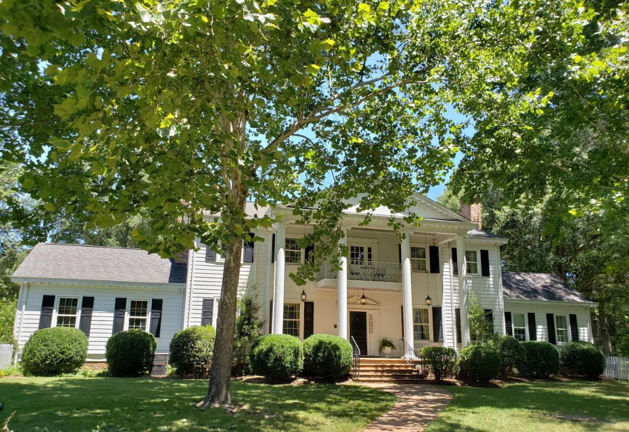 Virginia Cliffe Inn Glen Allen Exterior photo