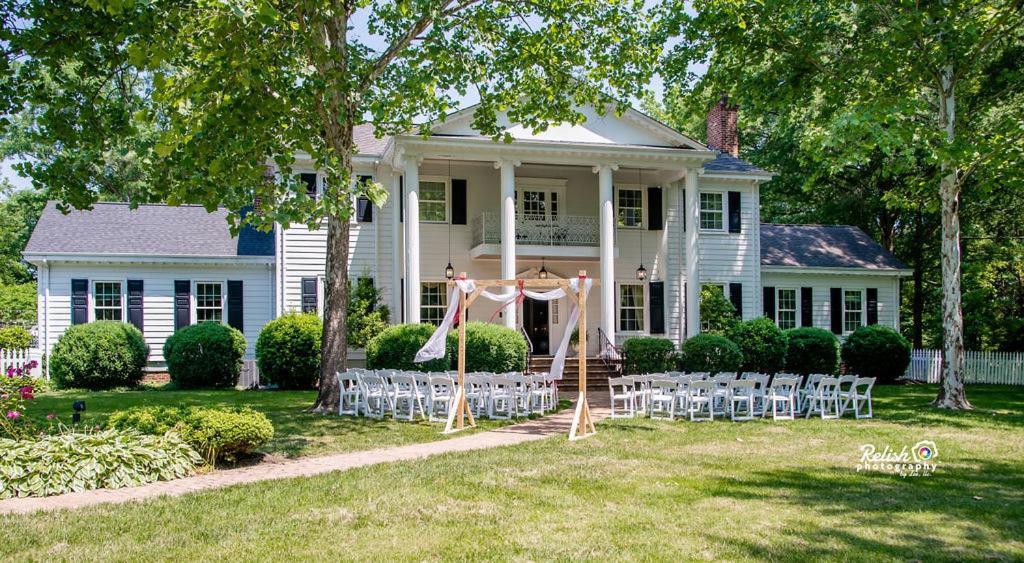 Virginia Cliffe Inn Glen Allen Exterior photo